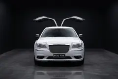 Chrysler 300 Stretch Limousine, studio, front